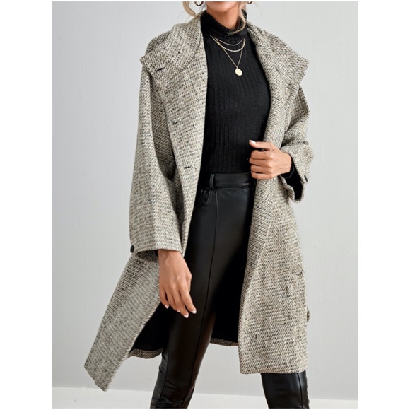 Bellanblue Jackets & Blazers - button closure tweed beige trench pea coat jacket